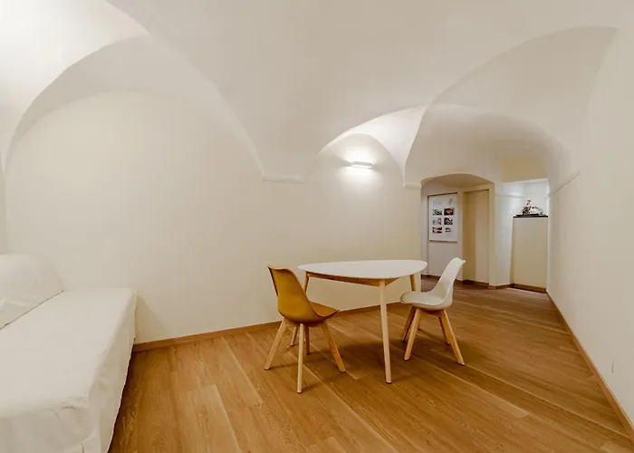 Guesthost - Cozy With Ac, Near The Genua