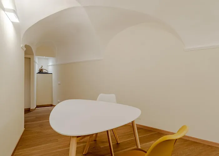 Guesthost - Cozy With Ac, Near The Apartamento